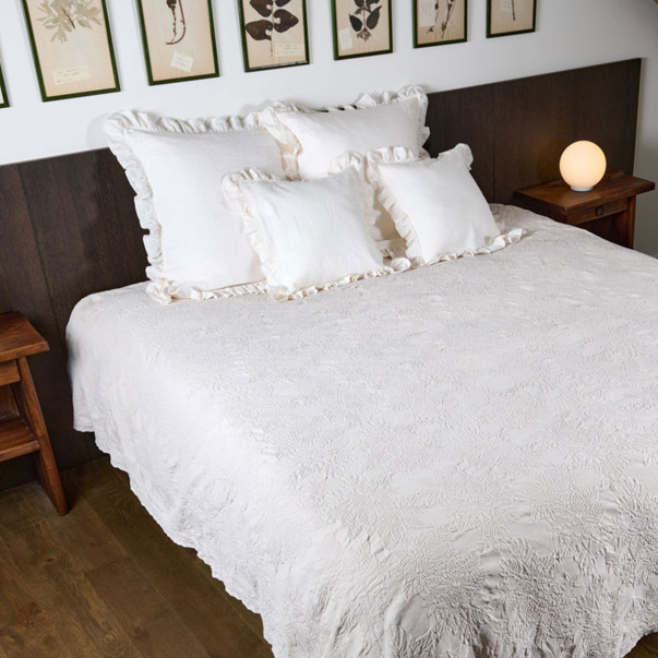 Couvre-lit Adèle – Coton piqué jacquard